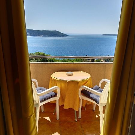 Apartments "Belle Vue" Herceg Novi Esterno foto