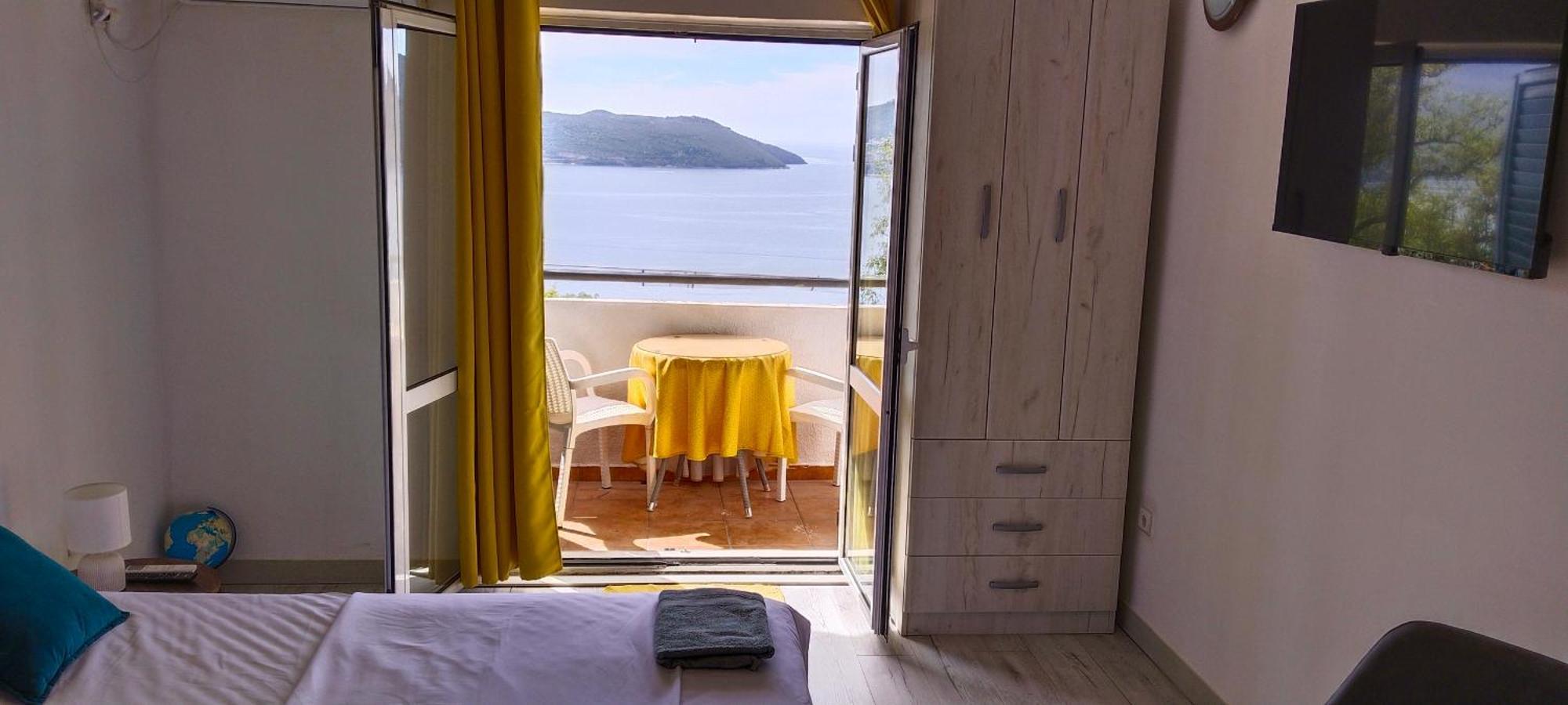 Apartments "Belle Vue" Herceg Novi Esterno foto